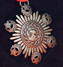 Um Medallion Of Dracula Ltd Ed Prop Rep