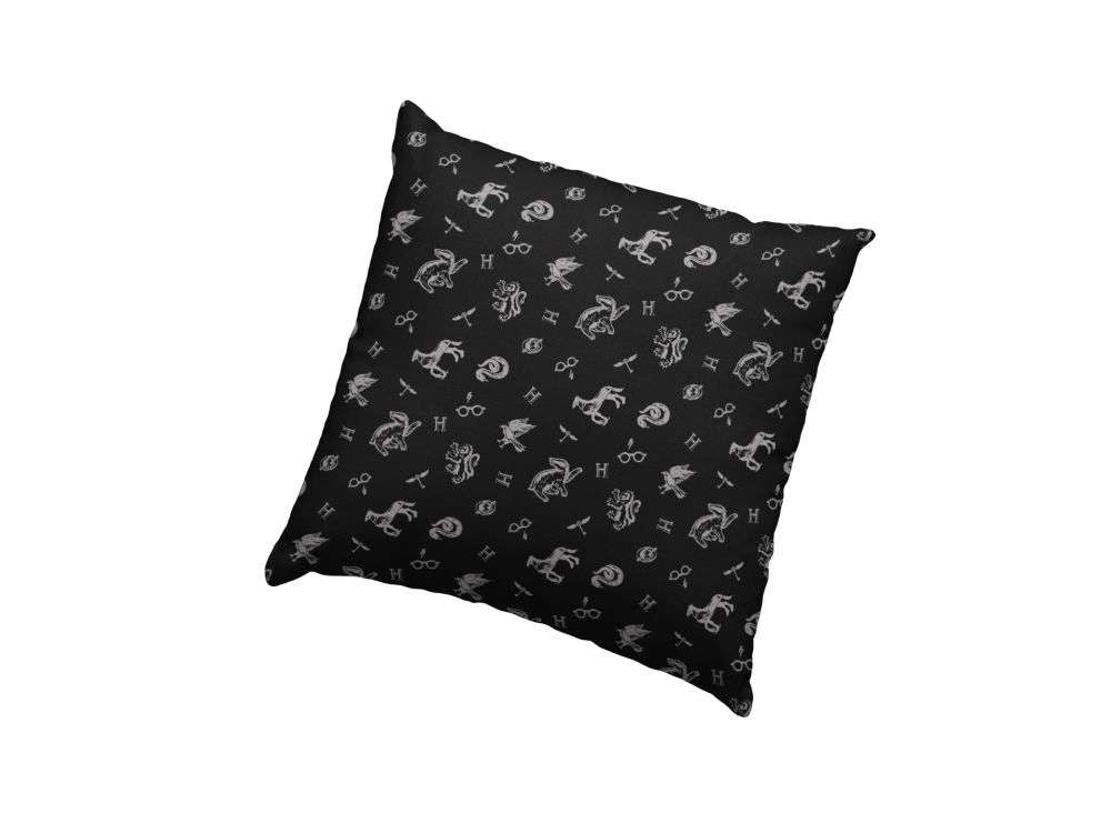 Hp Hogwarts Square Cushion Vacuum Pack