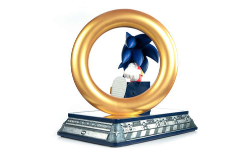 Sonic The Hedgehog 30th Ann Statue