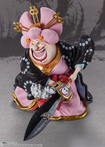 One Piece Figuarts Zero Charlotte Linlin